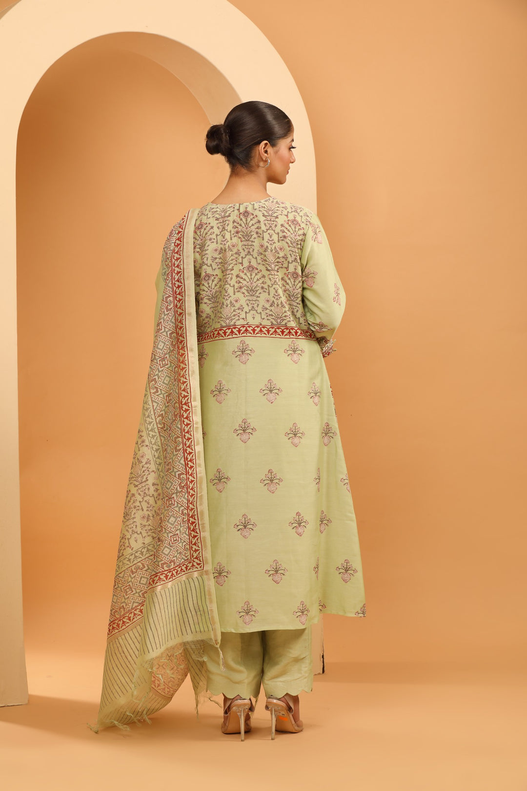 Pista Grace Kurta Set