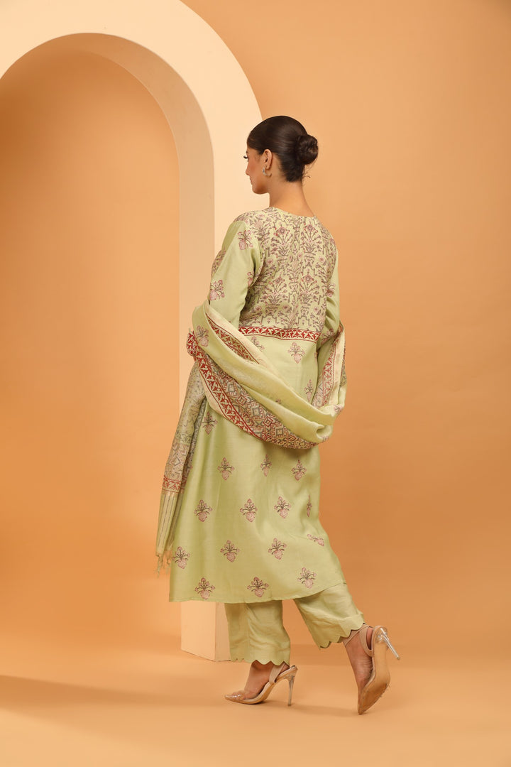 Pista Grace Kurta Set
