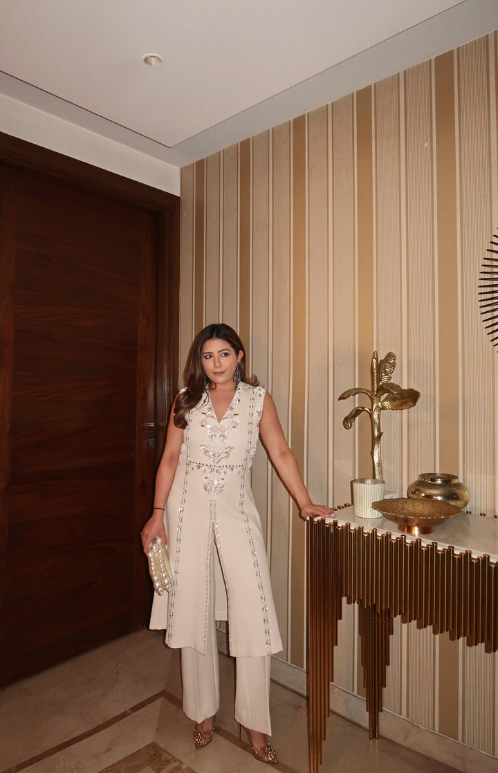 Ivory Glow Kurta Set